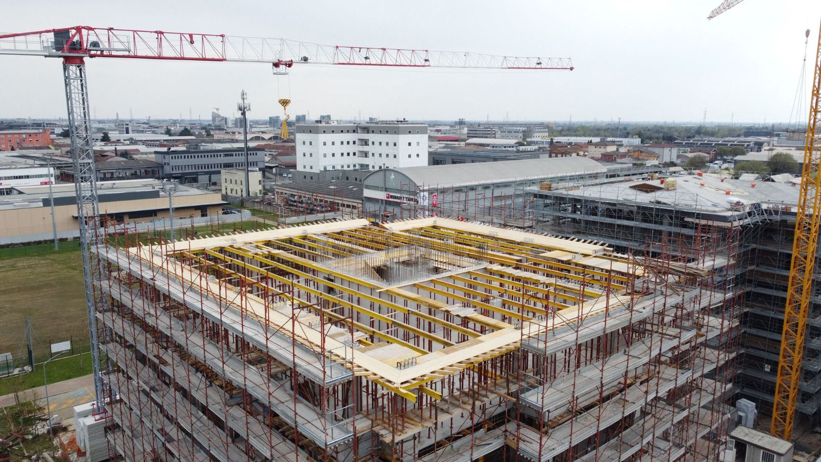 Team A.K. Costruzioni in cantiere